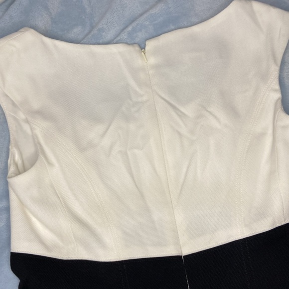 Nine West, size 2, cream and black scoop neck, sleeveless dress. - Picture 5 of 11